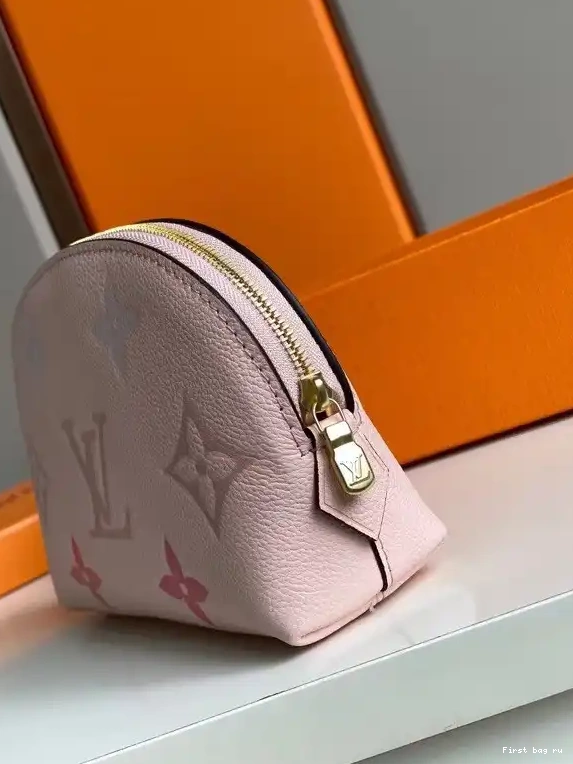 First bag ru LOUIS COSMETIC VUITTON POUCH 0701